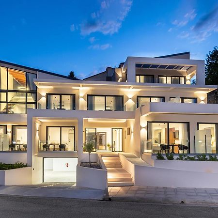 City Hill Luxury Apartments ヨアニナ エクステリア 写真