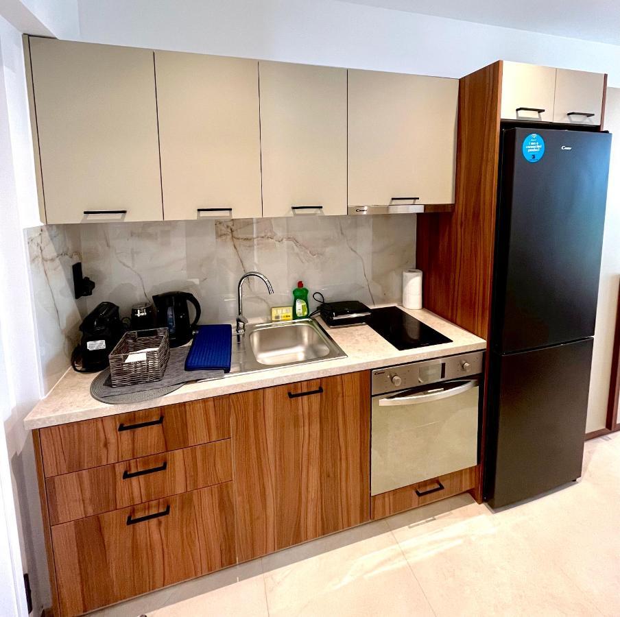 City Hill Luxury Apartments ヨアニナ エクステリア 写真