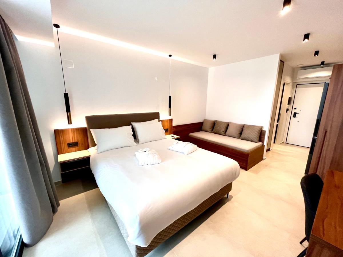 City Hill Luxury Apartments ヨアニナ エクステリア 写真