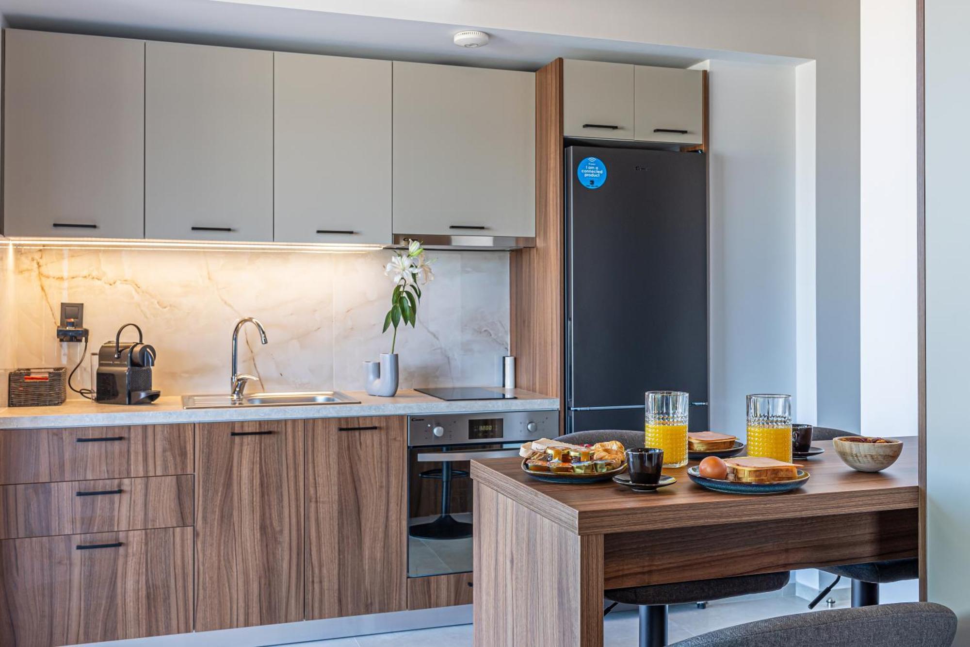 City Hill Luxury Apartments ヨアニナ エクステリア 写真