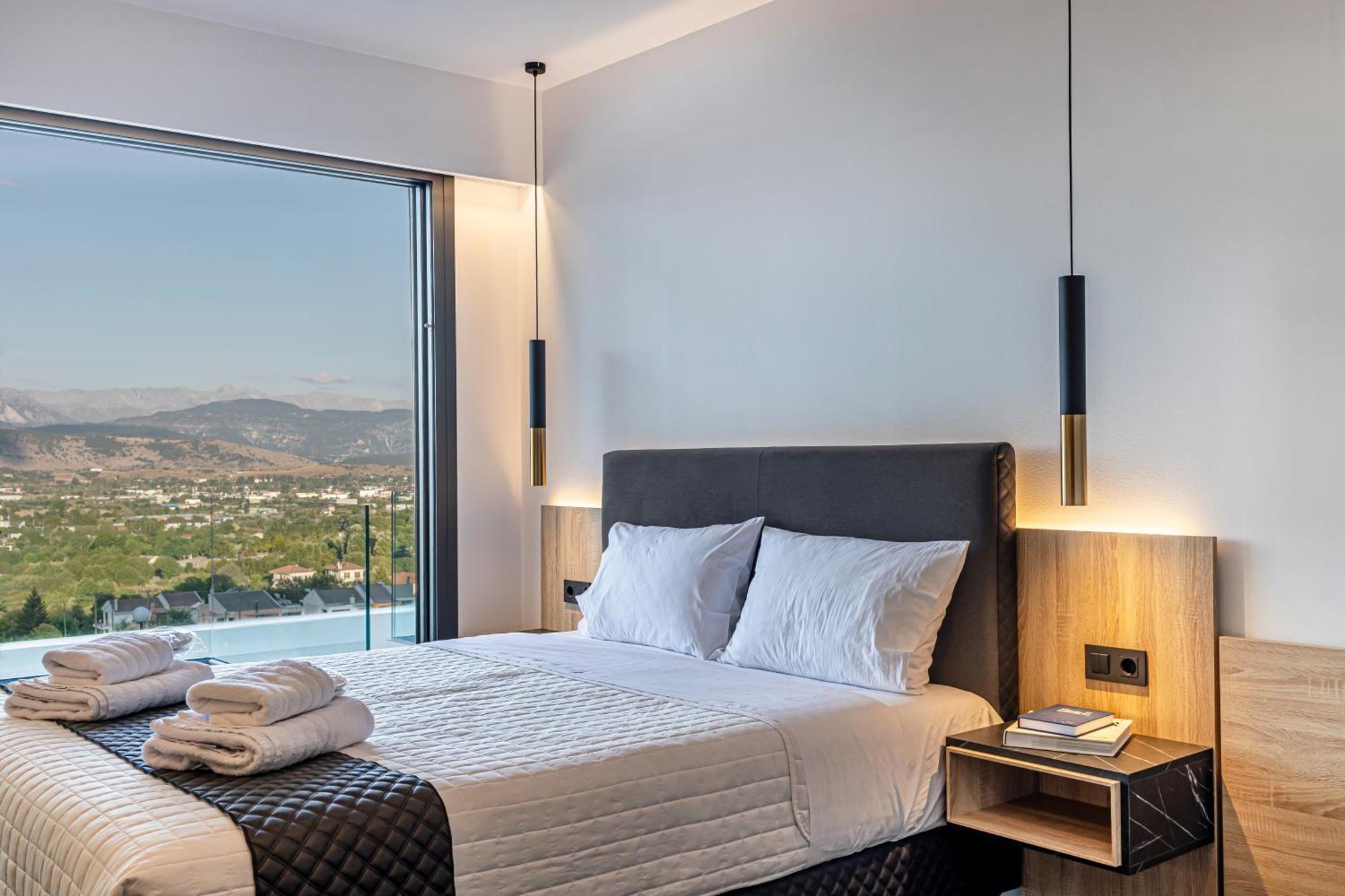 City Hill Luxury Apartments ヨアニナ エクステリア 写真